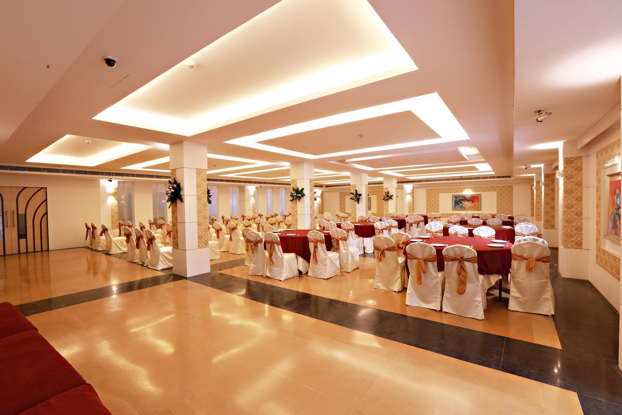 Hotel Patliputra Continental Patna  Zewnętrze zdjęcie