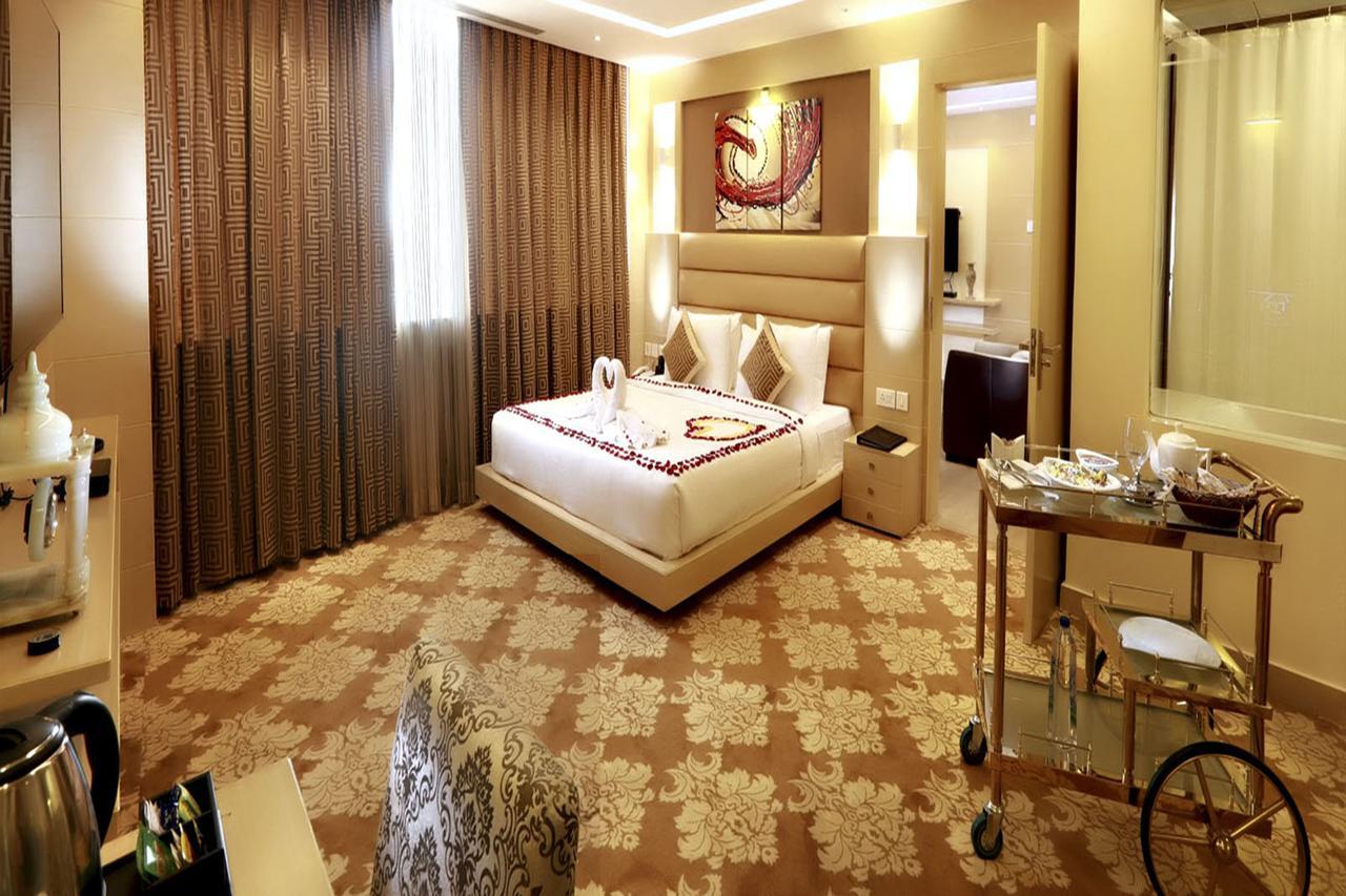 Hotel Patliputra Continental Patna  Zewnętrze zdjęcie
