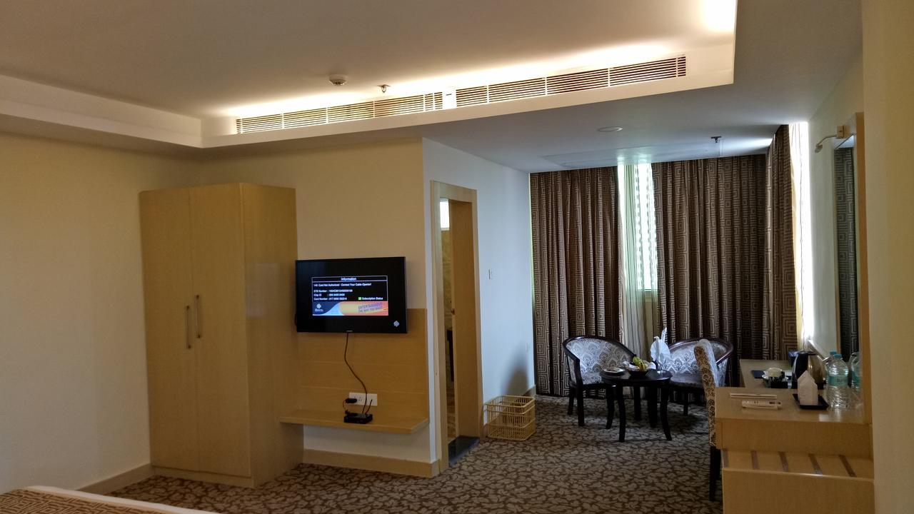 Hotel Patliputra Continental Patna  Zewnętrze zdjęcie