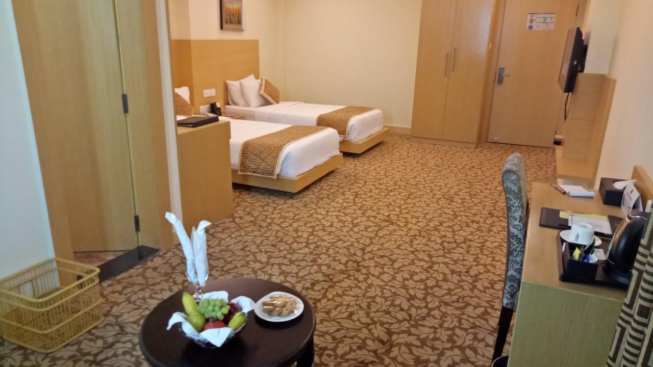 Hotel Patliputra Continental Patna  Zewnętrze zdjęcie