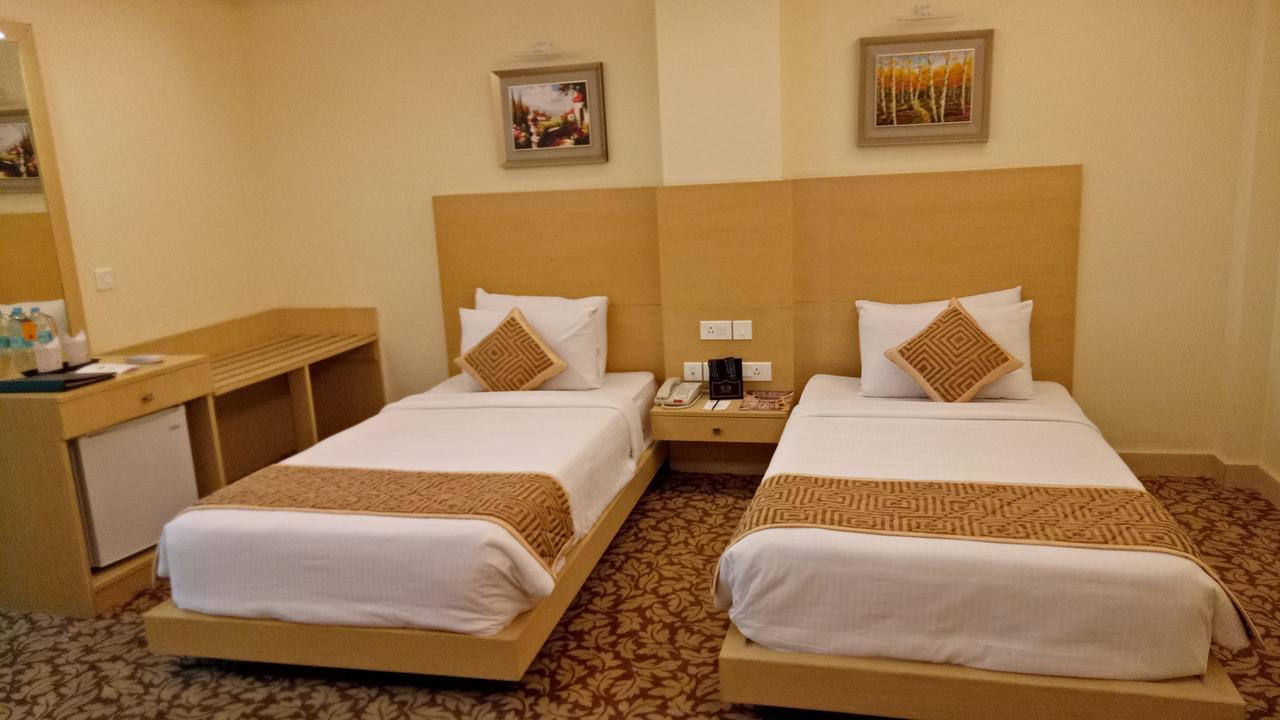 Hotel Patliputra Continental Patna  Zewnętrze zdjęcie