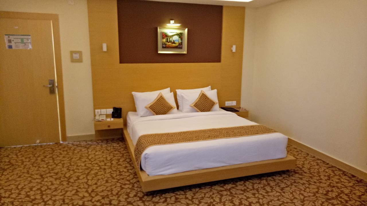 Hotel Patliputra Continental Patna  Zewnętrze zdjęcie