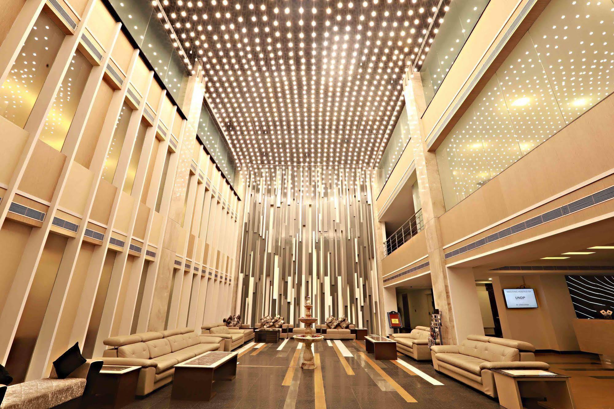 Hotel Patliputra Continental Patna  Zewnętrze zdjęcie