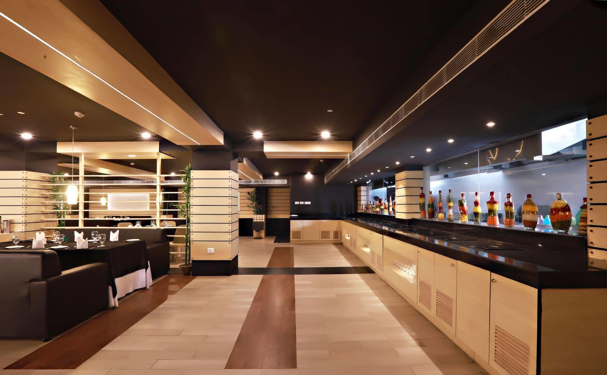 Hotel Patliputra Continental Patna  Zewnętrze zdjęcie