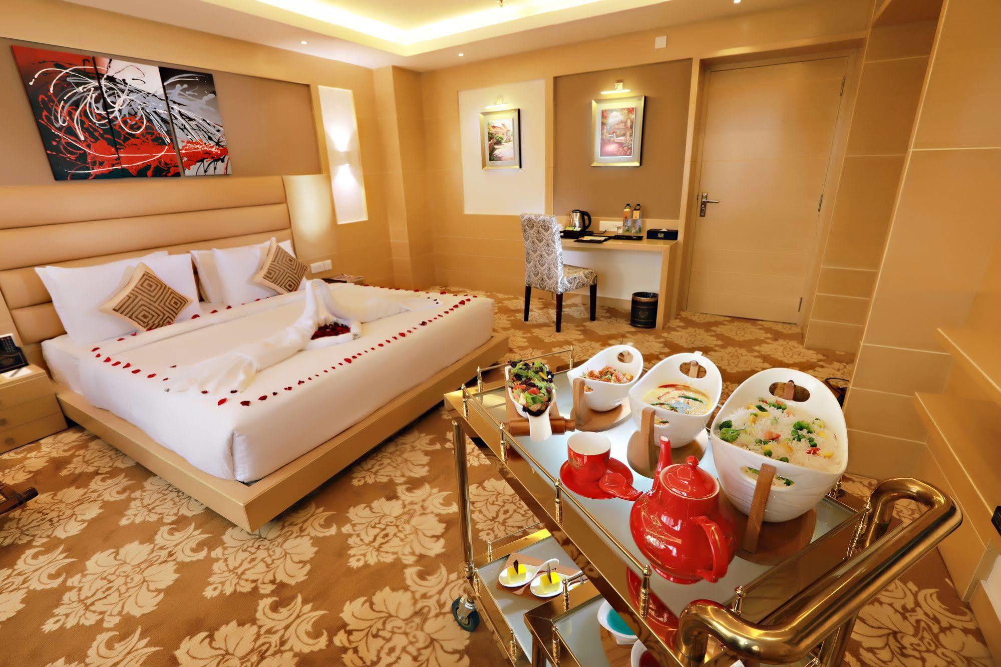 Hotel Patliputra Continental Patna  Zewnętrze zdjęcie