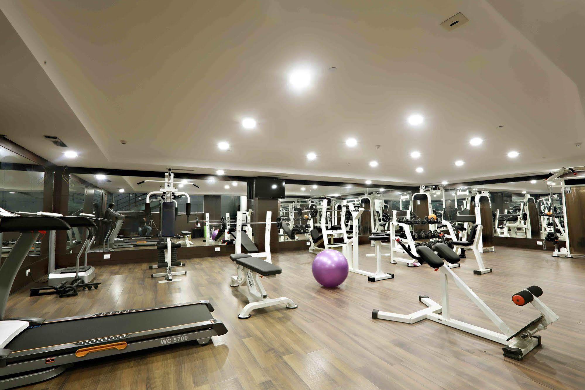 Hotel Patliputra Continental Patna  Zewnętrze zdjęcie