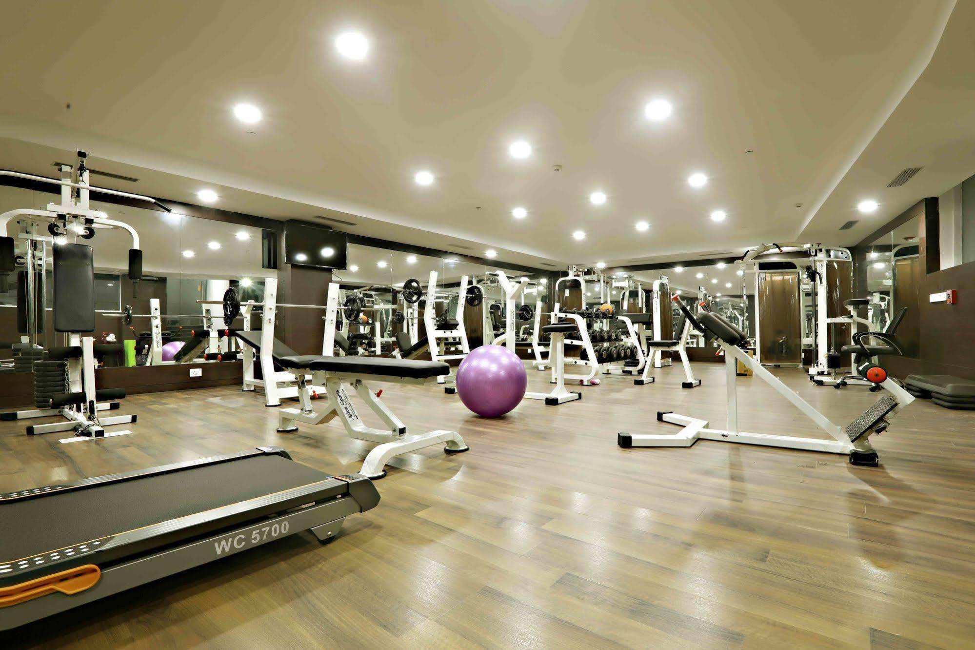 Hotel Patliputra Continental Patna  Zewnętrze zdjęcie